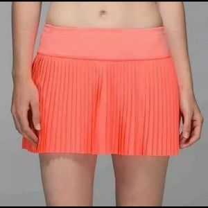 Lululemon Pleat to Street Skirt II grapefruit sz 8